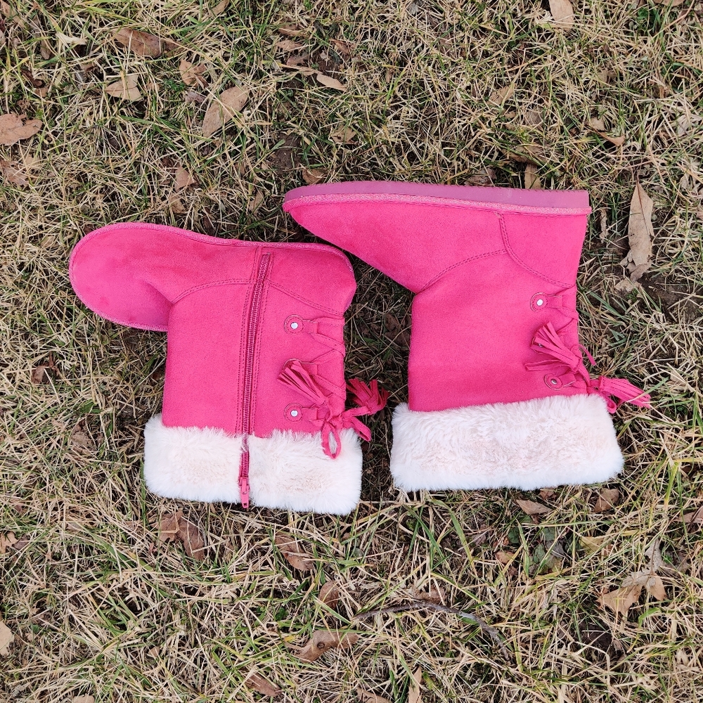 Girls boots